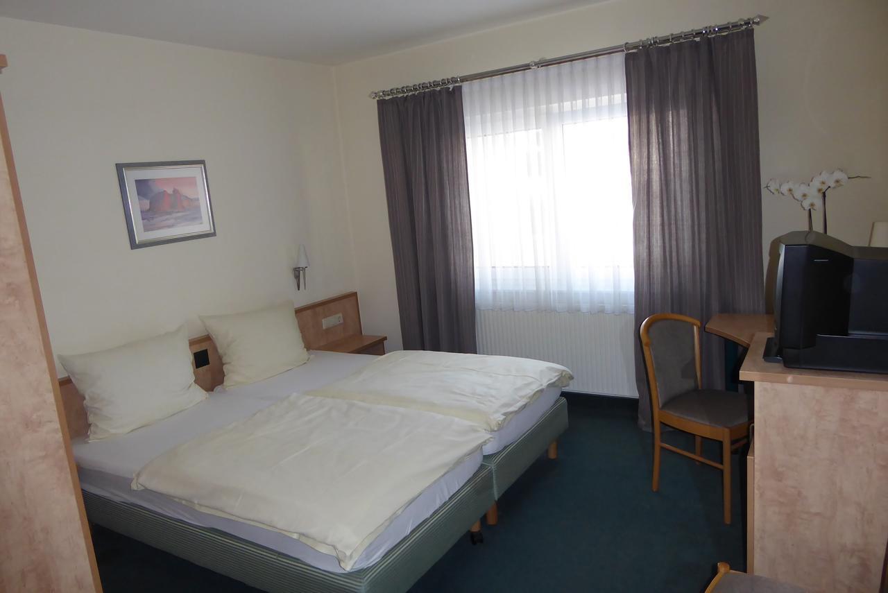 Hotel Ring Park Бухен Экстерьер фото