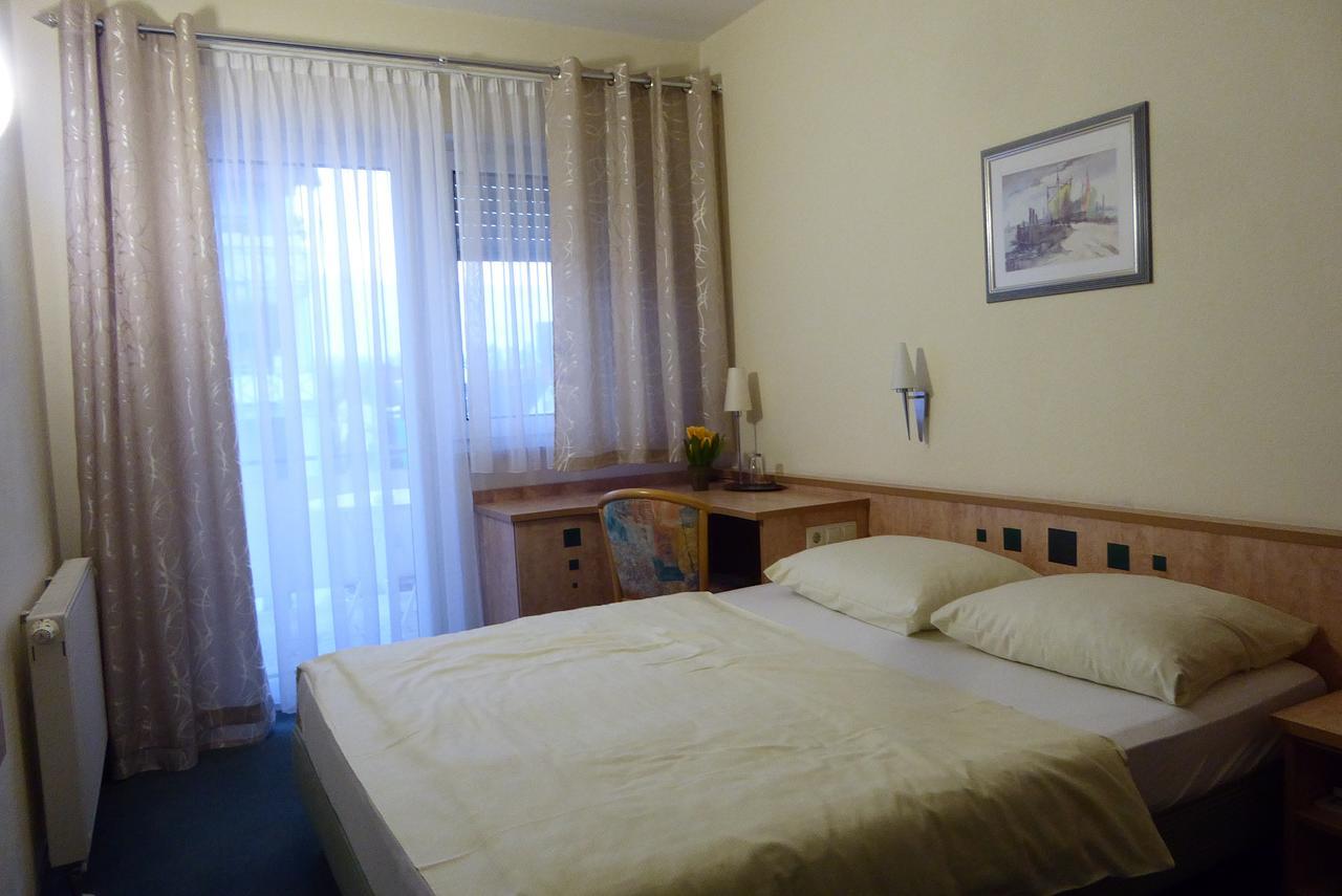 Hotel Ring Park Бухен Экстерьер фото