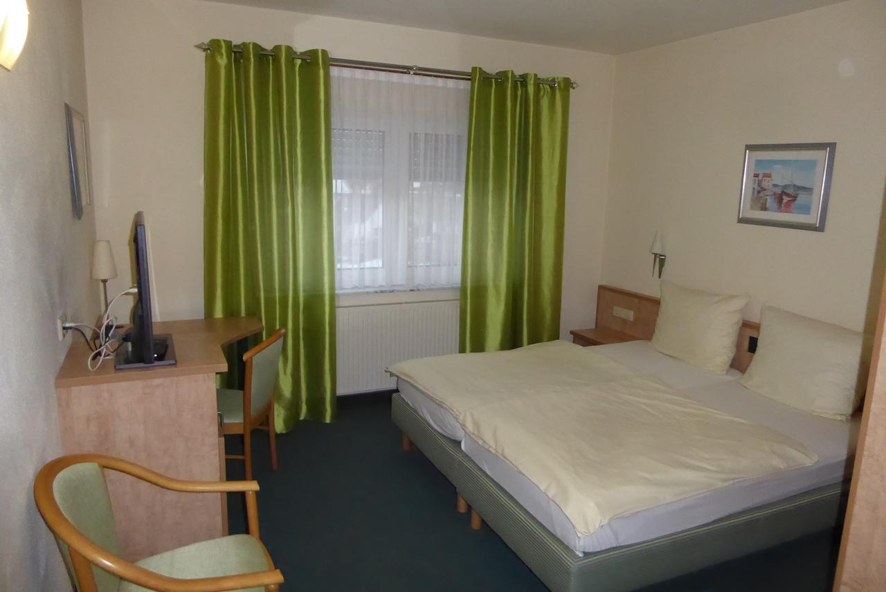 Hotel Ring Park Бухен Экстерьер фото